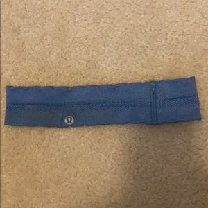 Light blue ruffled lulu headband